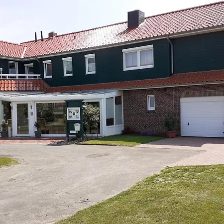 Grosszuegige Fuer 4 Personen In Ostfriesland Mit E- Ladesaeule * Utarp